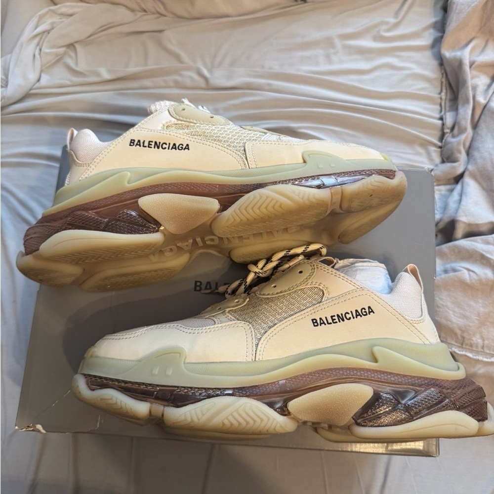 Balenciaga triple s sneaker